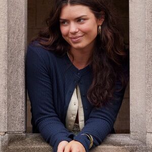 Aerie Cardigan Tshirt  size M